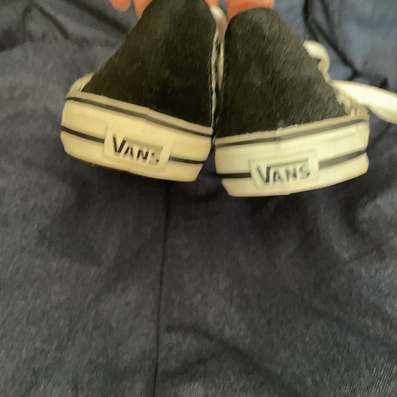 Women’s Vans sneakers never worn size 8.5 - Picture 3 of 5